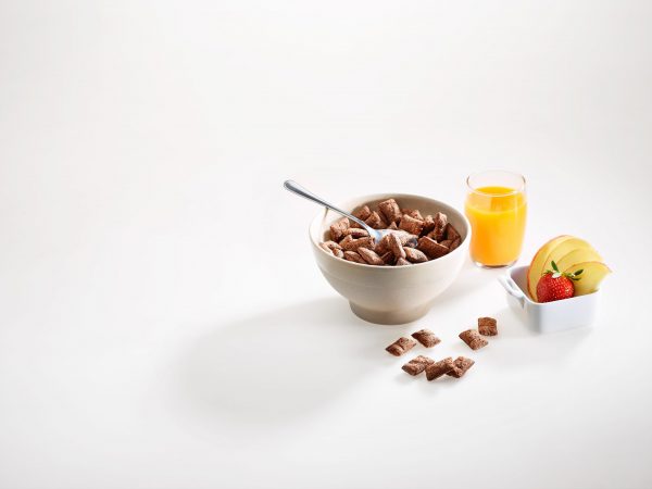 petit-déjeuner avec des cereales ptit carré cacao & noisette
